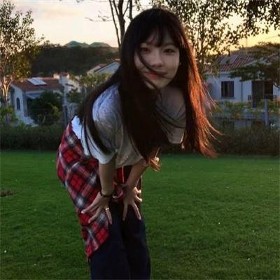 女伶们